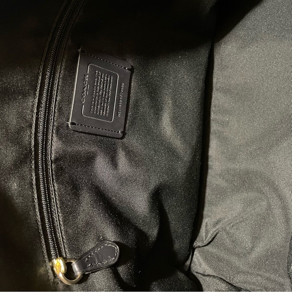 Coach authentic leather shoulder black bag - Picture 8 of 12